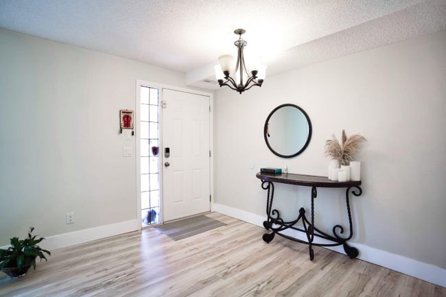 1 - 1823 35 Street Se, Home with 2 bedrooms, 2 bathrooms and 1 parking in Calgary AB | Image 7