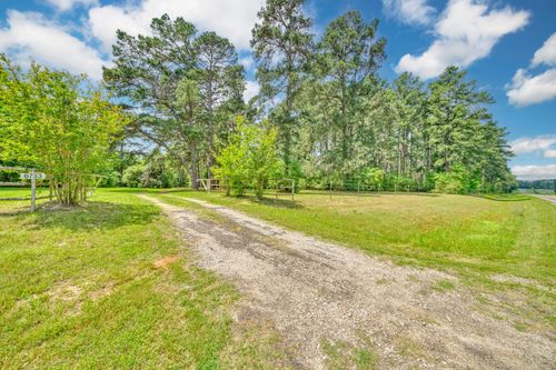 6733 Fm 1511, Centerville, TX, 75833-2955 | Card Image