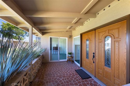 11k-1701 Tam Oshanter Rd, Seal Beach, CA, 90740-4763 | Card Image