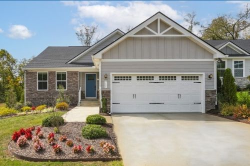711 Cottage Dr, Columbia, TN, 38401-3294 | Card Image