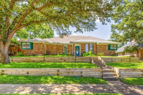 1207 Magnolia Dr, Carrollton, TX, 75007-4852 | Card Image