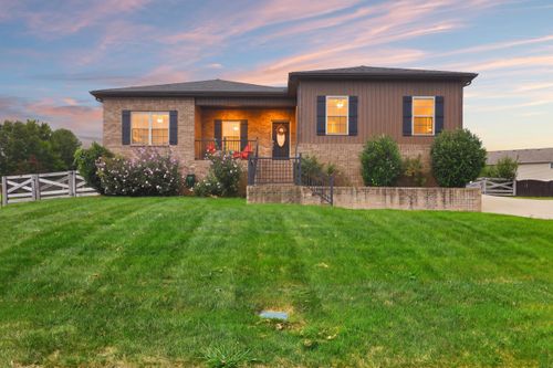 145 Ridge View Rd, Danville, KY, 40422-1063 | Card Image