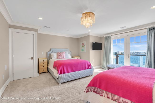 296 Dutchmans Point Rd, House other with 9 bedrooms, 9 bathrooms and null parking in Mantoloking NJ | Image 87