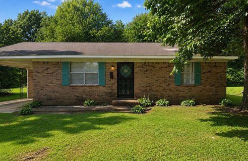717 Elizabeth St, Brownsville, TN, 38012-2944 | Card Image