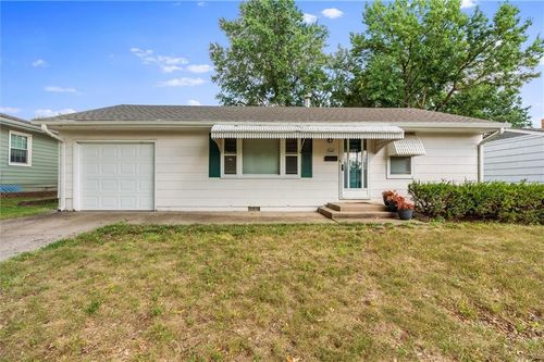 5021 N Cypress Ave, Kansas City, MO, 64119-3639 | Card Image