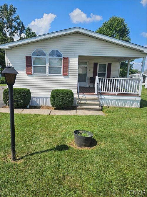 523 Patricia Dr, Clinton, NY, 13323-1073 | Card Image