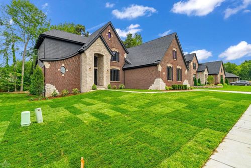 11891 Ovation Ct, Shelby Twp, MI, 48315 | Card Image