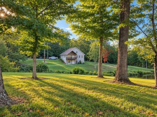 1211 Collins Rd, Vanleer, TN, 37181-3205 | Card Image