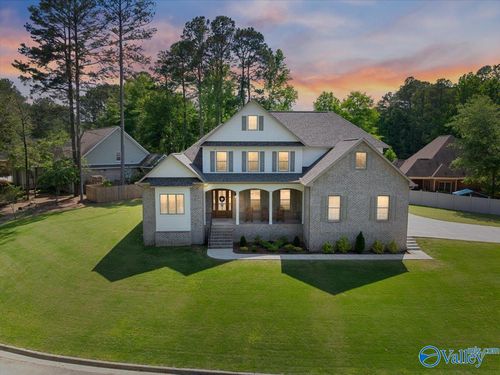 2235 Lea Christine Cir Ne, Arab, AL, 35016-5318 | Card Image