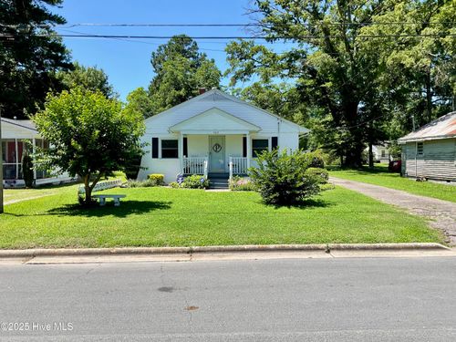 309 Battle Dr, Nashville, NC, 27856-1403 | Card Image