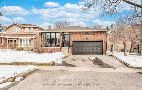 3 Panorama Cres, Brampton, ON, L6S3T7 | Card Image