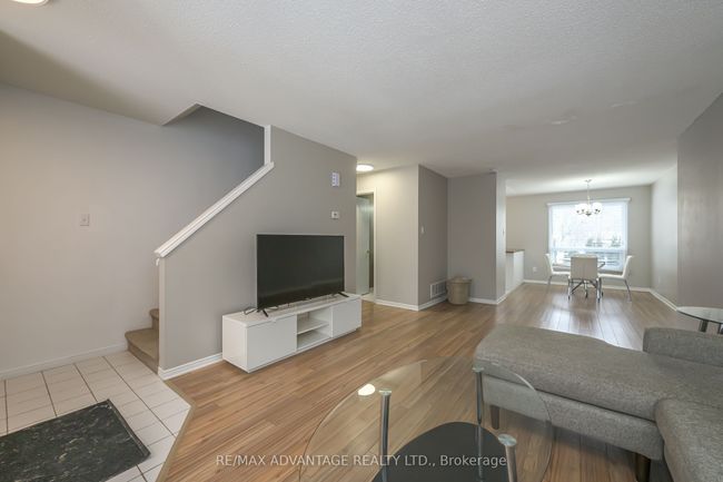 46 - 925 Lawson Rd, Condo with 3 bedrooms, 2 bathrooms and 1 parking in London ON | Image 6