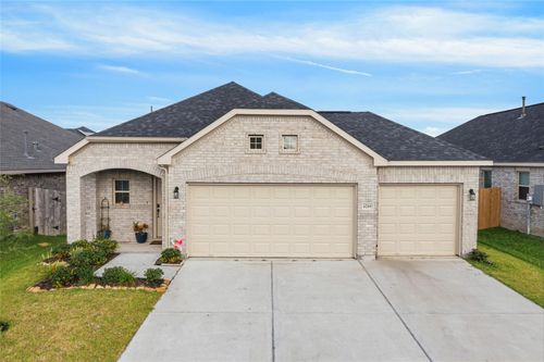4209 Harper Rd, Texas City, TX, 77591-1609 | Card Image