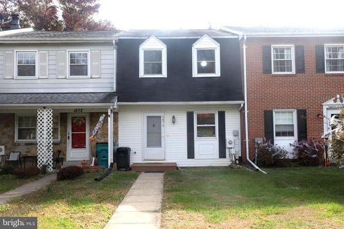 1874 Abbey Ln, Hagerstown, MD, 21740-9709 | Card Image