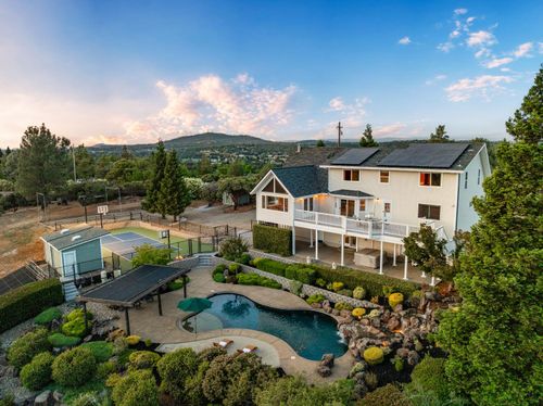 3400 Woodleigh Ln, Cameron Park, CA, 95682-9066 | Card Image