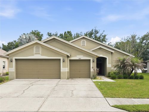 5912 Bramble Bush Ct, Zephyrhills, FL, 33541-1927 | Card Image