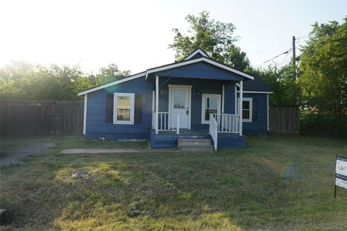 207 N Illinois St, Celina, TX, 75009-6206 | Card Image