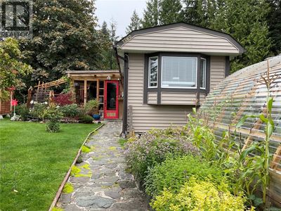 7260 Cracroft Pl, House other with 3 bedrooms, 2 bathrooms and null parking in Port Hardy BC | Image 1