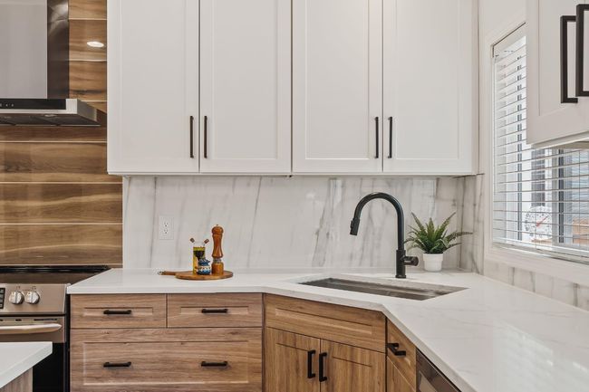137 St Moritz Pl Sw, House other with 5 bedrooms, 4 bathrooms and 4 parking in Calgary AB | Image 11