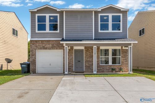 126 Sedgewick Dr, Owens Cross Roads, AL, 35763-7802 | Card Image