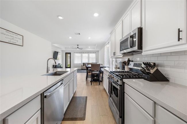 3046 Daw Boardwalk Dr, House other with 5 bedrooms, 3 bathrooms and 2 parking in La Porte TX | Image 12
