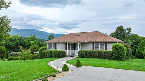 1016 Dawning Road, Newport, TN, 37821 | Card Image