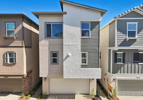 2540 Everly St, South El Monte, CA, 91733-1574 | Card Image