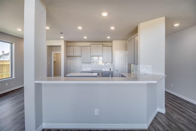 Note: Sample product photo. Actual exterior and interior selections may vary by homesite. Photo may be virtually staged | Image 9