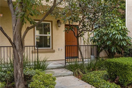 253 E Santa Fe Ct, Placentia, CA, 92870-6002 | Card Image