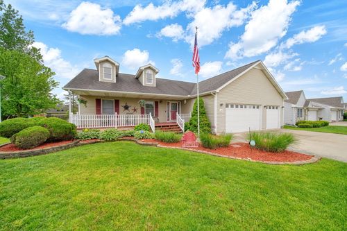 329 Obrian Dr, Milan, MI, 48160-8902 | Card Image