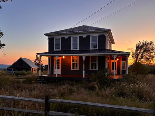 5018 Vt Route 22a, Addison, VT, 05491-8948 | Card Image