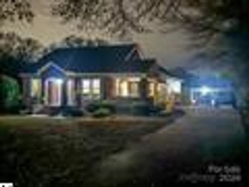 303 Hillcrest Dr, GREER, SC, 29651-1625 | Card Image