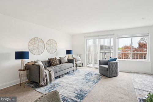 apt-402-1005 Chillum Rd, HYATTSVILLE, MD, 20782-2274 | Card Image