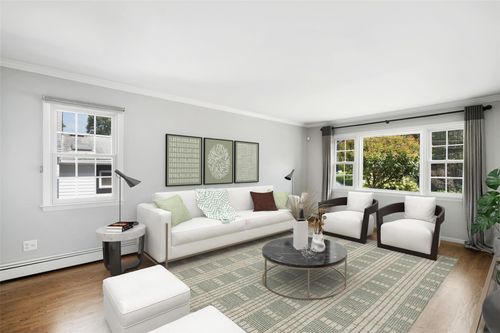 9 Bulkley Mnr, Rye, NY, 10580-3606 | Card Image