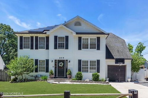 209 Gilford Ave, Island Heights, NJ, 08732-7757 | Card Image