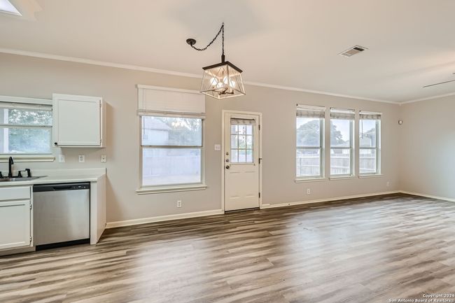205 Silver Wing, House other with 3 bedrooms, 3 bathrooms and null parking in Cibolo TX | Image 9