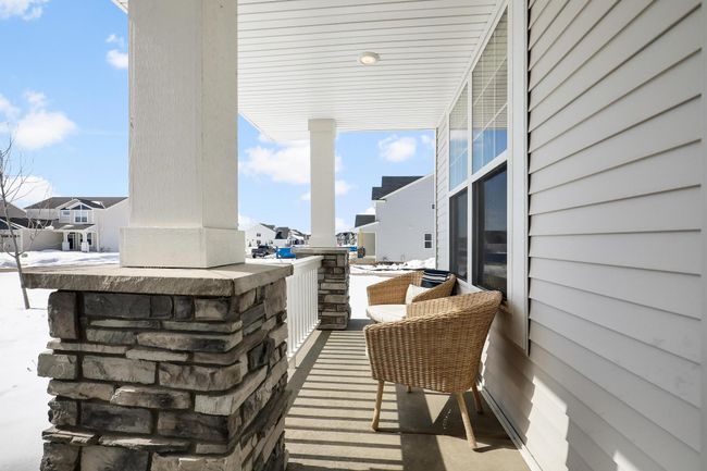 19426 Meadow View Lane | Image 11