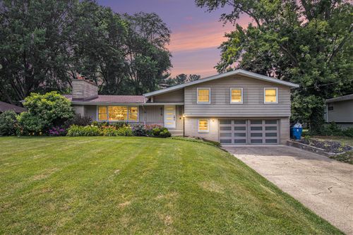 819 Thomas St, Plainwell, MI, 49080-1342 | Card Image