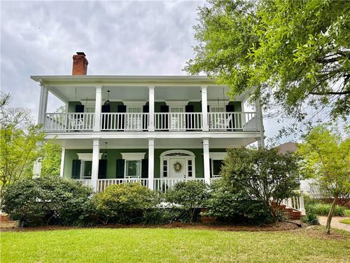 5604 Courtland Pl, Alexandria, LA, 71301-2602 | Card Image