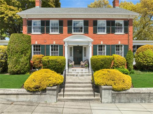 144 Marbury Ave, Pawtucket, RI, 02860-6171 | Card Image