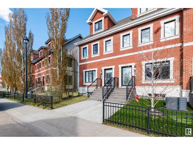 4951 Terwillegar Common Nw, Townhouse with 3 bedrooms, 4 bathrooms and null parking in Edmonton AB | Image 37