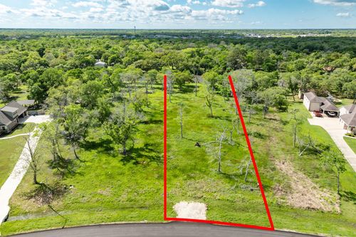 32710 Bayou Bnd, Richwood, TX, 77515-7086 | Card Image