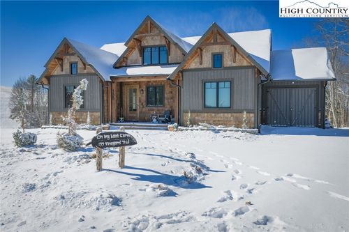 135 Vineyard Trail, Banner Elk, NC, 28604 | Card Image
