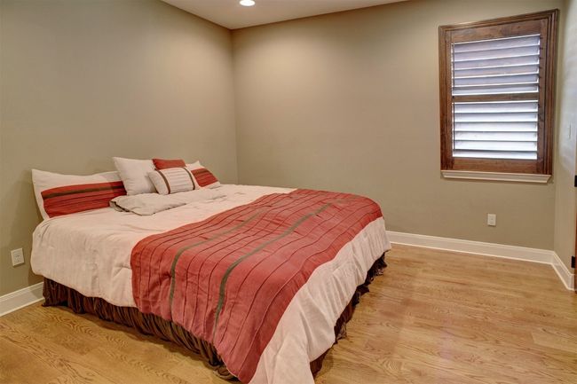 3rd Upstairs Bedroom | Image 29