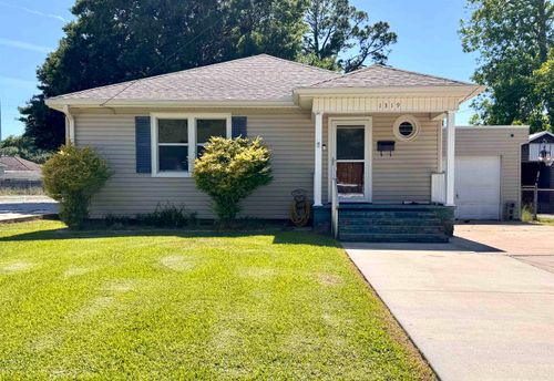 1319 Second St, Morgan City, LA, 70380 | Card Image
