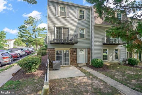6372 Birch Leaf Ct, BURKE, VA, 22015-3555 | Card Image