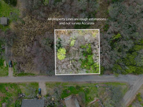 3922 Hedge Row St, Granbury, TX, 76048-3936 | Card Image