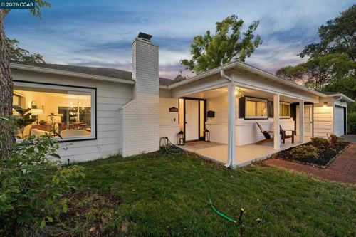 1243 Davis Ave, Concord, CA, 94518-1424 | Card Image