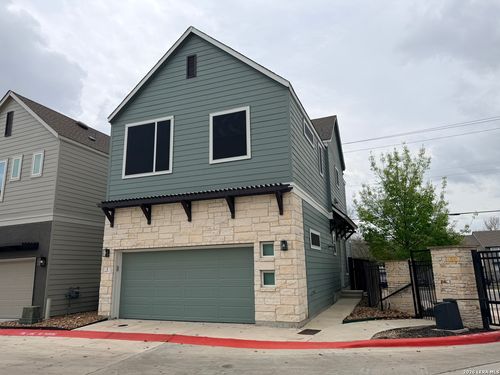 5843 Whitby Rd, San Antonio, TX, 78240-4840 | Card Image