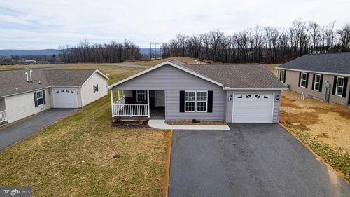 24 Burke Drive, SHIPPENSBURG, PA, 17257 | Card Image